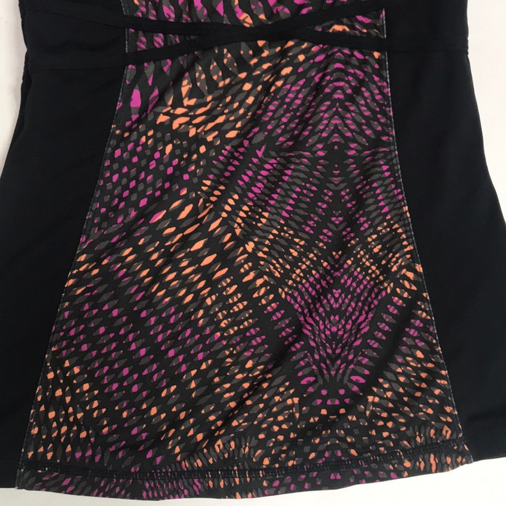 Fabletics Cross Back Strap Tank - Picture 4 of 7